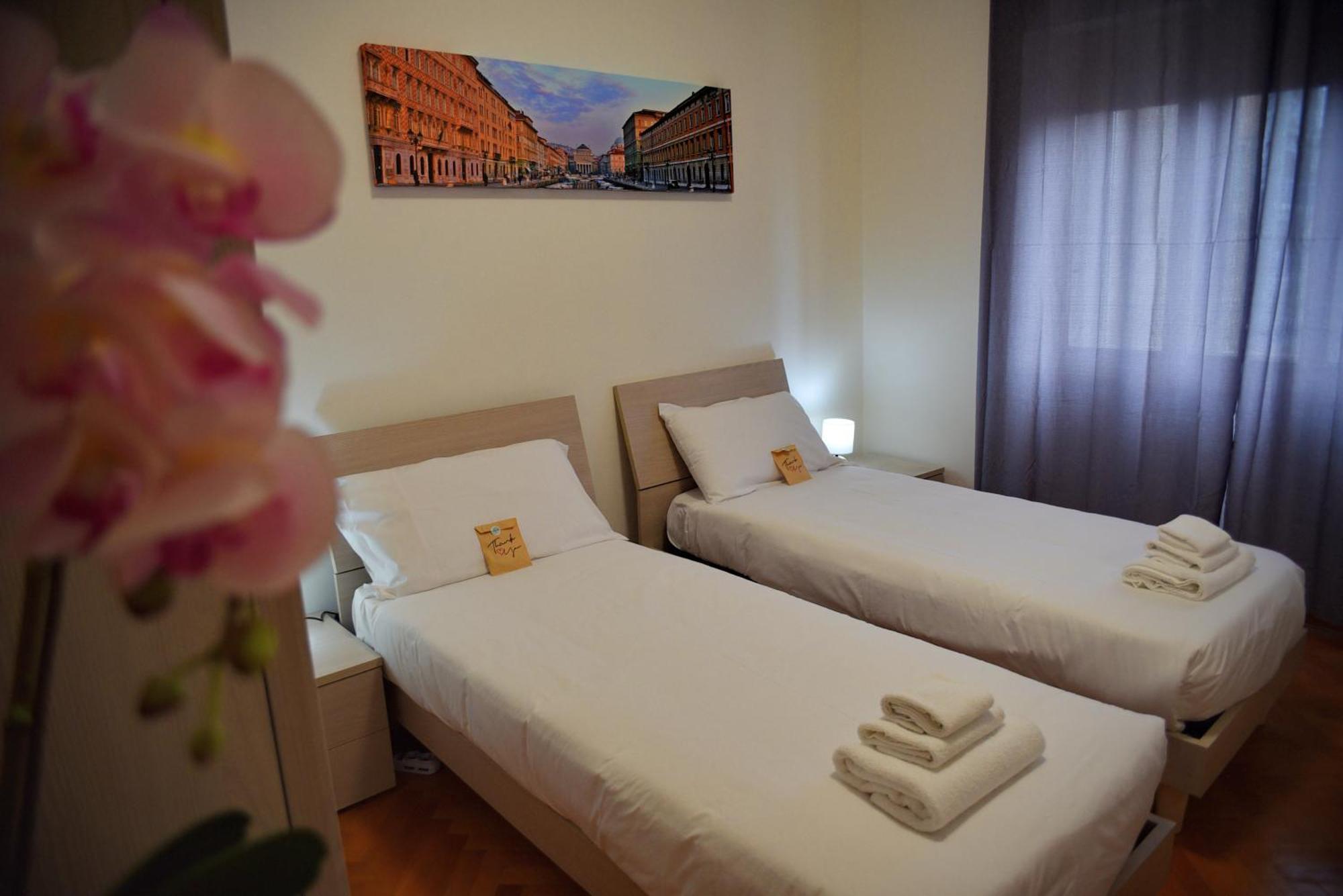 La Casa Dell'Artista Apartment Trieste Luaran gambar